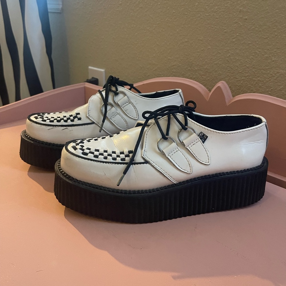 T.U.K White Leather Viva Mondo Creepers